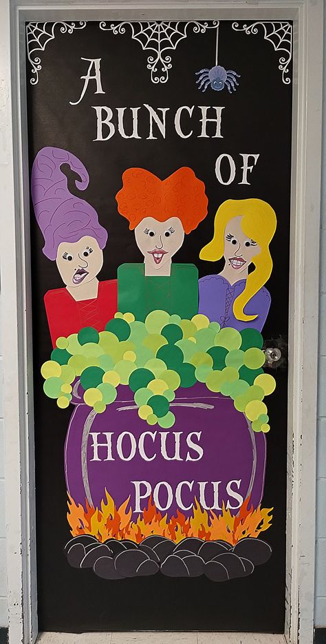 Hocus Pocus School Door, Hocus Pocus Door Decorations For School, Hocus Pocus Classroom Door, Hocus Pocus Door, Elementary Bulletin Boards, School Door Decorations, Door Decorating, Kids Daycare, Halloween Door Decorations