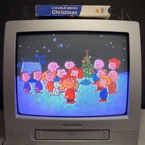 Lucy Charlie Brown Christmas, Nostalgia 2000s Christmas, 2010s Christmas Nostalgia, Christmas Nostalgia 2000s, Xmas Nostalgia, 2000s Christmas, Merry Christmas Charlie Brown, 1980 Christmas, Nostalgia Christmas