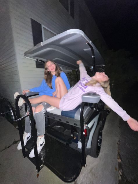 Cute Golf Cart Pictures, Good Things To Eat For Lunch, Golf Cart Photos, Golf Cart Aesthetic Night, Golf Carts Aesthetic, Golf Cart Rides Aesthetic, Golfcart Ideas Pictures, Golf Cart Photoshoot, Lake Trip Aesthetic