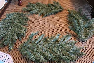 Recycling Your Artificial Christmas Tree.... Post 2 Artifical Christmas Tree, Tree Branch Crafts, Old Christmas Tree, Scandinavian Christmas Ornaments, Recycled Christmas Tree, Fake Christmas Trees, Faux Christmas Trees, Christmas Wreaths Diy Easy, Christmas Tree Branches