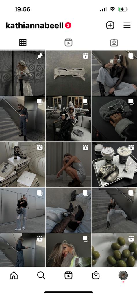 Dark And Moody Instagram Theme, Dark Feminine Aesthetic Instagram Feed, Dark Feeds Aesthetic Instagram, Ig Feed Ideas Aesthetic Dark, Dark Feminine Instagram Feed, Dark Ig Feed, Dark Aesthetic Instagram Ideas, Dark Feed Instagram, Dark Instagram Aesthetic