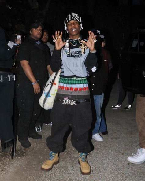 Can you ever wear too many pants? Realistically, yes.👖🩲⁠ ⁠ As far as fashion's concerned, no.⁠ ⁠ Not everyone need be nearly as advanced as A$AP Rocky, though, who simultaneously wore four pairs of boxers and two pairs of pants at Coachella 2024.⁠ ⁠ Start small and stack boxers like Troye Sivan, who presumably learned this feat while modeling for Miu Miu, luxury fashion's undisputed heavyweight champ of underwear as outerwear.⁠ ⁠ Visible underwear has been a thing for a minute but, as of late... Celebrity Coachella Outfits, Celebrity Coachella, Best Celebrity Outfits, Kendall Jenner Photos, Men's Denim Style, Coachella Outfits, Gala Fashion, Black Men Street Fashion, Men Street Fashion