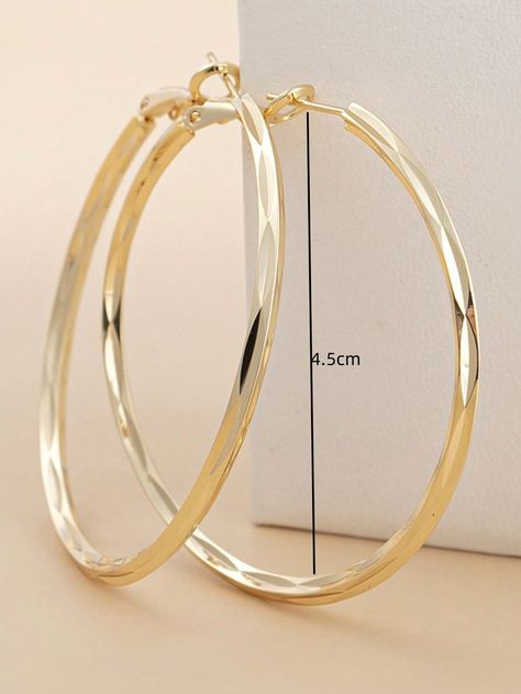 1pc Fashion Sexy Textured Cut-Out Golden Hoop Earrings, Exaggerated Women's Earrings, Suitable For Daily, Holiday, Social Gatherings, Elegant Lady's Gift Yellow Gold    Iron     Women Fashion Jewelry, size features are:Bust: ,Length: ,Sleeve Length: Golden Hoop Earrings, Iron Woman, Golden Hoops, Hiking Accessories, Portable Bag, Party Earrings, Elegant Dresses Long, Social Gathering, Kids Jewelry