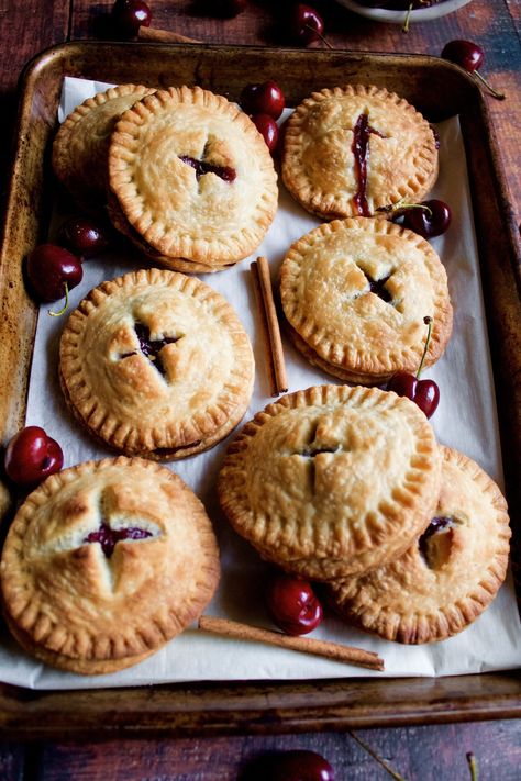 Mulled Cherry Hand Pies — Poetry & Pies Cherry Hand Pies Recipes, Cherry Hand Pies, Bourbon Cherries, Crumble Pie, Entertaining Tips, Hand Pie Recipes, Cherry Filling, Hand Pie, Summer Cherries