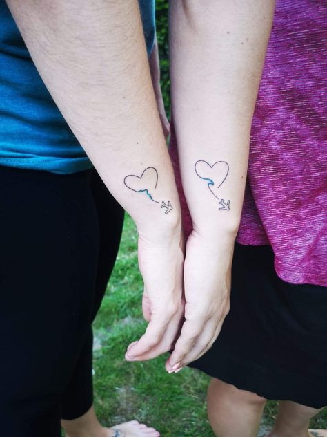 Bestie Tattoos Long Distance, Best Friend Tattoos Distance, Matching Tattoos For Long Distance Best Friends, Bff Tattoos Long Distance, Tattoo Ideas For Long Distance Friends, Best Friend Tattoos Long Distance, Long Distance Relationship Tattoo, Long Distance Tattoo Ideas Best Friends, Long Distance Best Friend Tattoos