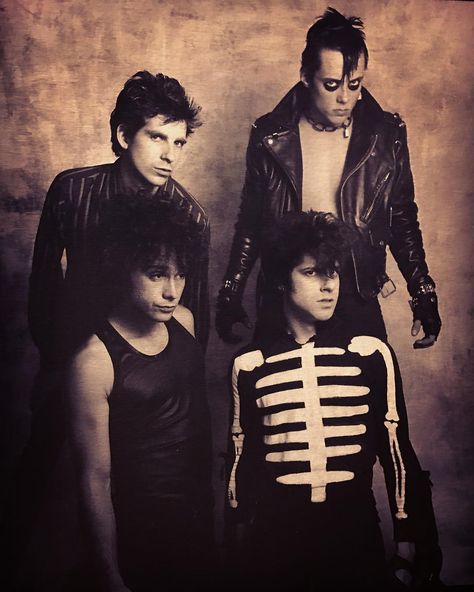 1979 ~ The Misfits in NYC. I had to wait 6 years until the negatives were found. Photo by William Coupon. From the photo collection of danzig_7thhouse . Glenn Danzig Misfits, Samhain Danzig, Misfits Band, Danzig Misfits, Glenn Danzig, New Wave Music, Horror Punk, Popular Bands, The Misfits