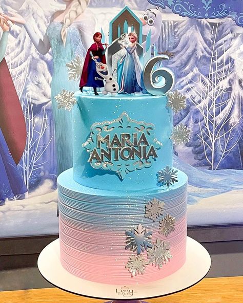 bolo frozen 2 andares Elsa Frozen Birthday, Elsa Party, Bolo Frozen, Frozen Birthday Theme, Party Organization, Frozen Birthday, Frozen 2, Elsa Frozen, Birthday Theme