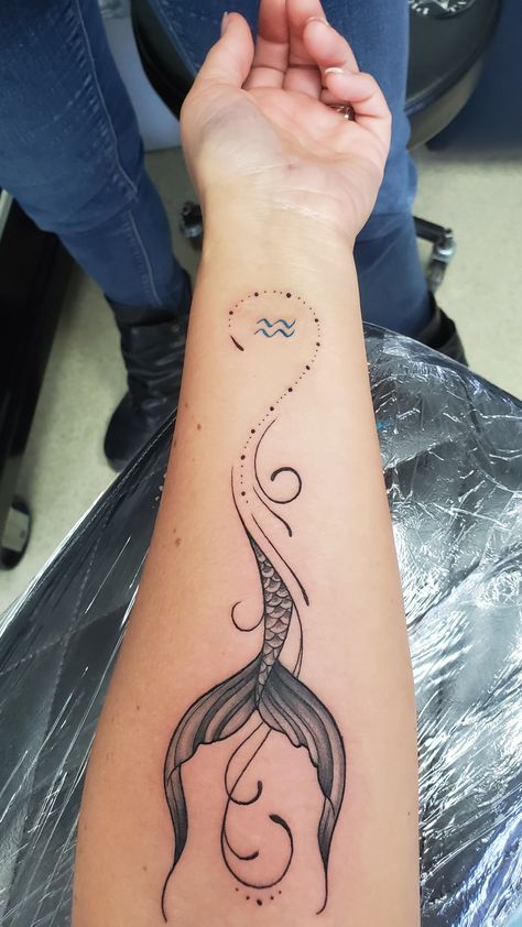 Salt Life Tattoo, Mermaid Tail Tattoo, Florida Tattoo, Arrow Tattoos For Women, Mermaid Tattoo Designs, Stomach Tattoos Women, Glyph Tattoo, Aquarius Tattoo, Pretty Hand Tattoos