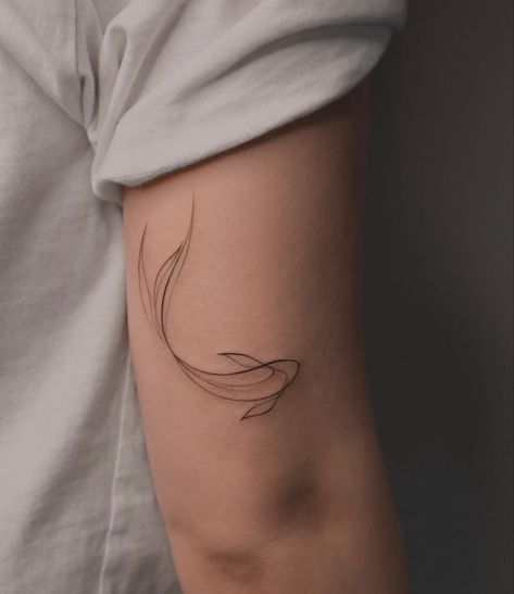 Fine Line Hip Tattoo, Tasteful Tattoos, Petite Tattoos, Classy Tattoos, Discreet Tattoos, Dainty Tattoos, Subtle Tattoos, Elegant Tattoos, Feminine Tattoos