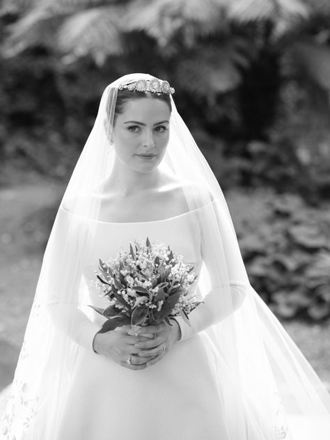 Philippa Cadogan wears Emilia Wickstead Bespoke Bridal Emily Wickstead, Conservative Wedding Dress, Sareh Nouri Bridal, Wedding Tiara Veil, Wedding Lookbook, Wedding Portrait Poses, Classy Wedding Dress, Wedding Dress Guide, Beautiful Tiaras