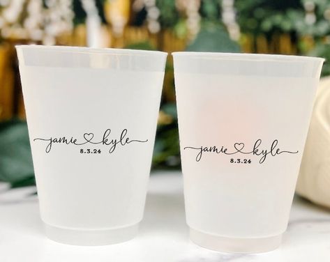 Wedding Cup Designs, Disposable Cups Wedding, Disposable Wedding Cups, Custom Wedding Cups, Wedding Drink Sign, Reading Pennsylvania, Wedding Drinks, Wedding Cups, Diy Cups