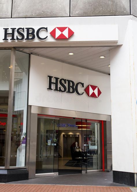 LEEDS, UK - 23 JULY 2015. A photograph of the HSBC Branch on Pa royalty free stock image Uk Bank Notes, Hsbc Logo, Bank Photo, Anthony James, Hsbc Bank, Chase Bank Account, Goals Board, Bank Logo, Banks Office