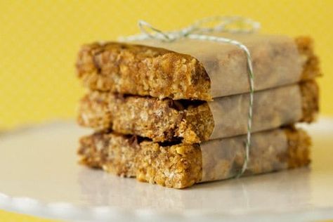 Homemade Clif Bars (No-Bake!) | Brown Eyed Baker Cliff Bar Recipe, Homemade Cliff Bars, Cliff Bars, Clif Bar, Butter Crunch, Pizza Roll, Hiking Snacks, Clif Bars, Homemade Granola Bars