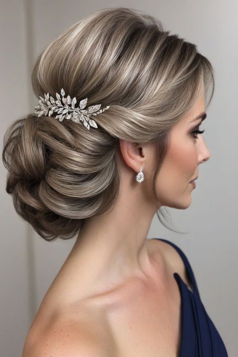 #bridalhair #bridalmakeup #bride #weddinghair #wedding #bridal #makeup #weddingmakeup #bridetobe #makeupartist #updo #hair #bridalhairstyle #hairstyles #hairstylist #hairstyle #weddinginspiration #bridalmakeupartist #weddingdress #mua #weddingday #bridesmaids #bridalhairstylist #weddingphotography #beauty #weddinghairstyle #love #brides #bridesmaidhair #indianbride Simple And Elegant Hairstyles, Updos For Medium Length Hair Tutorial, Pinterest Short Hairstyles, Wedding Bridal Makeup, Medium Hair Up, Old Hollywood Hair, Older Women's Hairstyles, Mother Of The Bride Hair, Beautiful Hairstyle