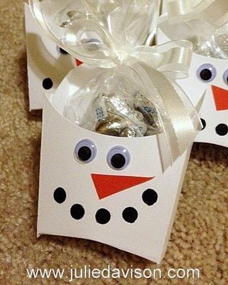 Fry Box, Treat Holders, Candy Crafts, Christmas Paper Crafts, Christmas Favors, French Fry, Craft Show Ideas, Snowman Crafts, Stampin Up Christmas