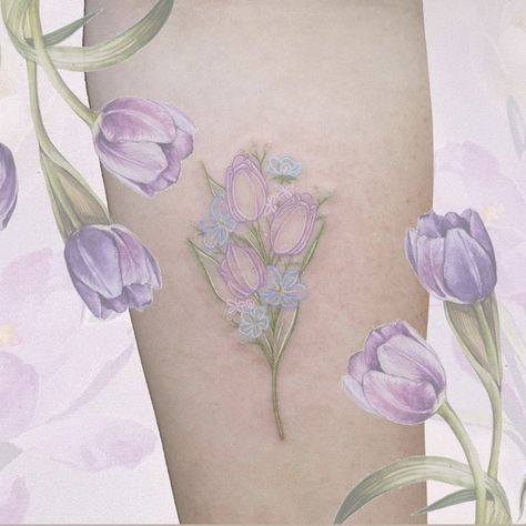 Cute Soft Tattoo, Pretty Colored Tattoos, Pastel Pink Tattoo, Pastel Tattoo Ideas, Pink Floral Tattoo, Light Pink Tattoo, Soft Tattoo Aesthetic, Ophelia Tattoo, Purple Flower Tattoo