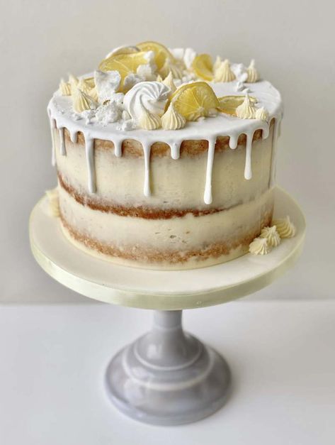 Butter Cream Cakes, Lemon Birthday Cakes, Lemon Meringue Cake, Meringue Cake, Buttercream Cakes, Cream Cakes, Beautiful Birthday Cakes, Themed Birthday Cakes, Cake Online