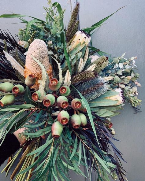 Native American Floral Arrangements, Bouquet Australian Native, Australia Native Bouquet, Australian Native Flowers Bouquet, Australian Natives Bouquet, Australian Wildflower Bouquet, Foraged Floral Arrangements, Native Floral Arrangements, Australian Flower Bouquet