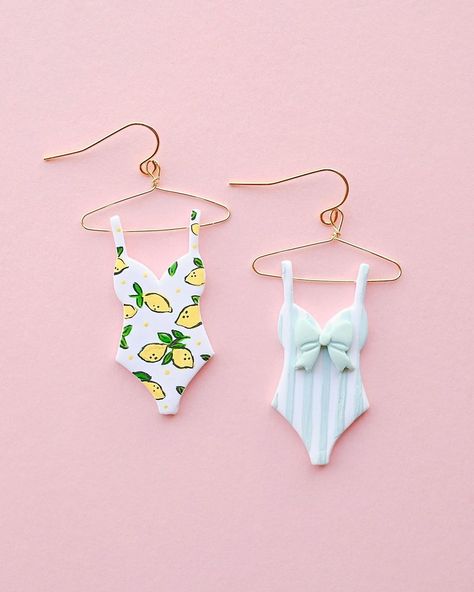 Valley + Vetiver | Whimsical Clay Jewelry (@valleyvetiver) • Instagram photos and videos Kawaii Ideas, Christmas Boutique, Clay Painting, Air Clay, Earring Inspo, Jewelry Clay, Funny Earrings, Mini Accessories, Kawaii Jewelry