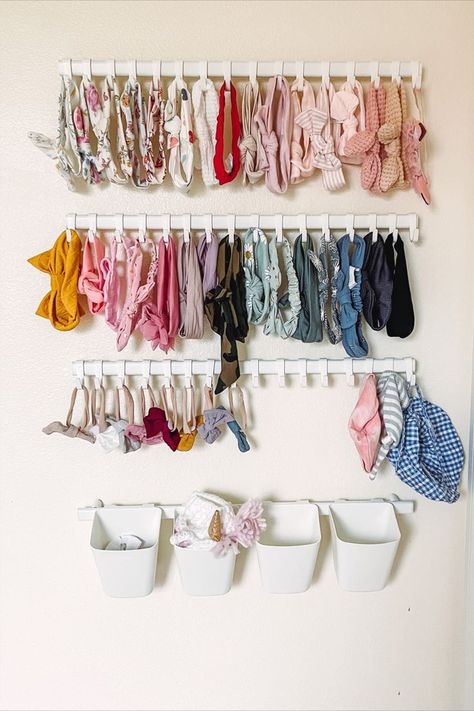 Ikea Bow Organizer, Ikea Sunnersta, Bow Organization, Nursery Hacks, Fairy Nursery, Hair Bow Organizer, Ikea Nursery, Hack Ikea