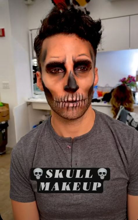 Easy Dia De Los Muertos Makeup Ideas Men, Quick Halloween Makeup Men, Mens Skeleton Costume Diy, Men’s Skeleton Costume, Day Of The Dead Makeup Men Simple, Zombie Cowboy Makeup, Skeleton King Costume, Skeleton Makeup Men Beard, Half Skeleton Makeup Men