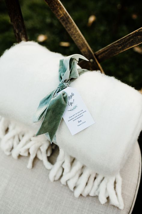 Ceremony Blankets Outdoor Weddings, Winter Wedding Blanket Favors, Blanket At Wedding, Throw Blanket Wedding Favor, Blanket Wedding Favors Display, Blankets On Chairs Wedding, Wedding Favor Blankets, Wedding Ceremony Blankets, Basket Of Blankets Wedding