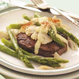 Asparagus Steak Oscar Recipe from Taste of Home -- shared by Cindy Dorsett of Lubbock, Texas Steak Oscar, Oscar Food, Think Food, Asparagus Recipe, Crab Meat, Beef Steak, Beef Dishes, Steak Recipes, Taste Of Home