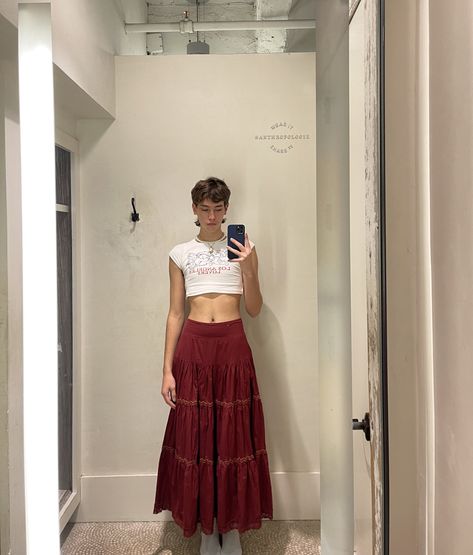 Long Red Skirt Outfit Aesthetic, Annella Perlman, Red Skirt Outfit Aesthetic, Long Red Skirt Outfit, Red Maxi Skirt Outfit, Red Skirt Outfit, Skirt Outfit Aesthetic, Red Skirt Outfits, Spiritual Elements