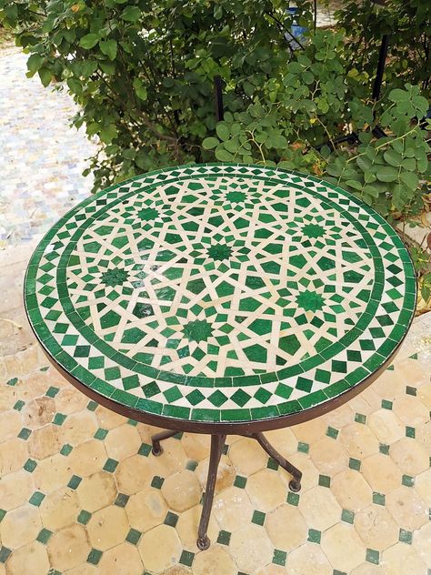 Rattan Furniture Decor, Table Mosaic, Mosaic Tables, Clay Dough, Mosaic Furniture, Dinning Tables, Handmade Coffee Table, Moroccan Table, Tile Table