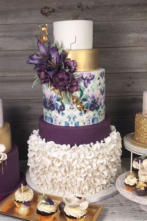 Chocolate Designs, Purple Wedding Cake, Purple Wedding Cakes, Cool Cake Designs, 40th Birthday Cakes, 50th Birthday Cake, Special Cakes, Fall Wedding Cakes, Gorgeous Wedding Cake