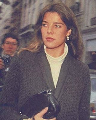 Charlotte Casiraghi Style, Caroline Monaco, Classy Lifestyle, Andrea Casiraghi, Royal Beauty, Princess Caroline Of Monaco, Monaco Royal Family, Caroline Of Monaco, Timeless Outfits