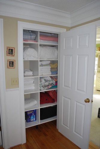 great way to turn a small closet into a linen closet! Linen Closet Design, Bathroom Closet Organization, Coat Closet Organization, Contemporary Closet, Creative Closets, Small Laundry Room Organization, Beautiful Closets, Closet Shelf Organization, California Closets