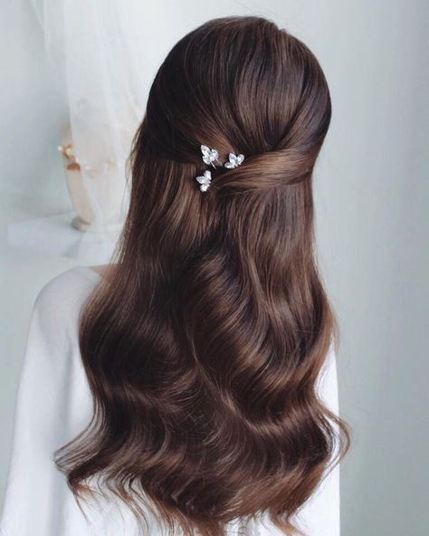 Korea Hairstyle, Hair Arrange, Peinados Fáciles Para Cabello Corto, Bridal Hairstyles, Hair Up Styles, Aesthetic Hair, About Hair, Prom Hair, Up Hairstyles