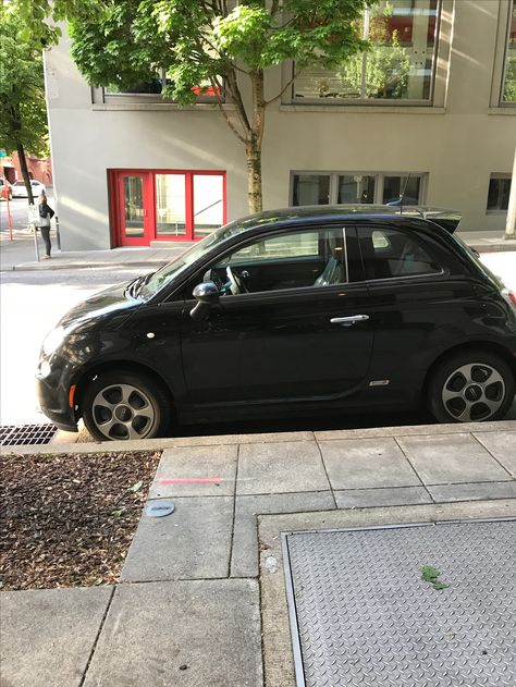 Black Fiat 500, Fiat 500 Black, Fiat 500 Sport, Fiat 500c, Car Low, Fiat Cars, Tiny Cars, Fiat 600, Mom Car