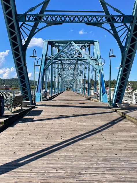 Downtown Chattanooga Photography, Chattanooga Tennessee Aesthetic, Green Vision Board, Welcome To Westview, Walking Bridge, Downtown Chattanooga, Poster Graphic, Some Interesting Facts, State Of Tennessee