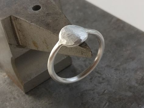 Minimalist Ring, Women Pinky Ring, Men Pinky Ring, Boho Ring, Initial Ring, Organic Ring, Sterling Silver Ring, Silver Pinkey Ring, Engraved #StandWithSmall #Etsy #Handmade #Jewelry #Silverjewelry #Goldjewelry #Bohojewelry #ring #ringforher #bohorings #trendyrings #fashionjewelry #jewelrytrends2020 #anniversarygiftsforher Men Pinky Ring, Ring Initial, Mens Pinky Ring, Unique Silver Rings, Jewelry Making Classes, Silver Ring Set, Silver Signet Ring, Hammered Rings, Organic Rings