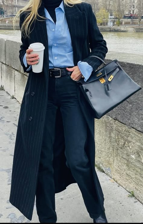 Turtleneck Outfits, Turtleneck Under, Female Office, Old Money Fashion, Professional Outfit, Business Wardrobe, Turtleneck Outfit, Nyc Fall, Money Fashion