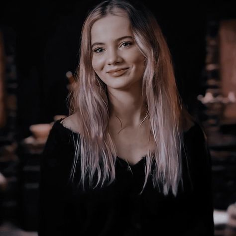 Narcissa Black, Elsa Steel, Freya Allan, Siren Call, Character Icons, Loren Gray, Purple Eyes, High Fantasy, The Witcher