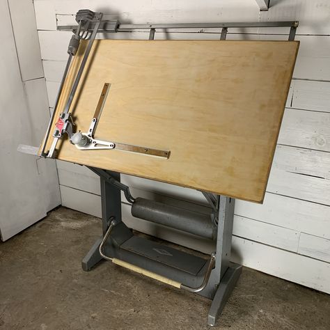 Vintage Mid Century Italian Adjustable Architect’s Drafting / Drawing Table Industrial Drafting Tables, Vintage Drafting Table, Architecture Tools, Drafting Tables, Drafting Drawing, Outdoor Dining Tables, Mid Century Italian, Drafting Table, Drawing Table