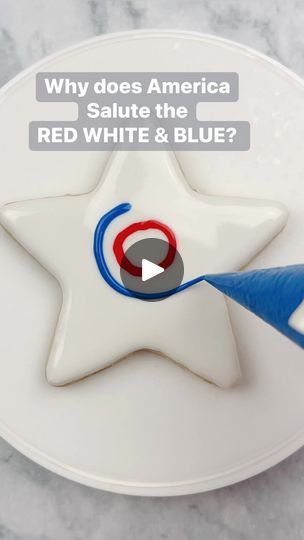 Patriotic Star Cookies, Labor Day Cookies Decorated, 4th Of July Sugar Cookies Decorated, Decorated Star Cookies, Patriotic Cookies Decorated, Star Cookie Decorating Ideas, Veterans Day Cookies, 4th Of July Cookies Decorated, Star Cookies Decorated