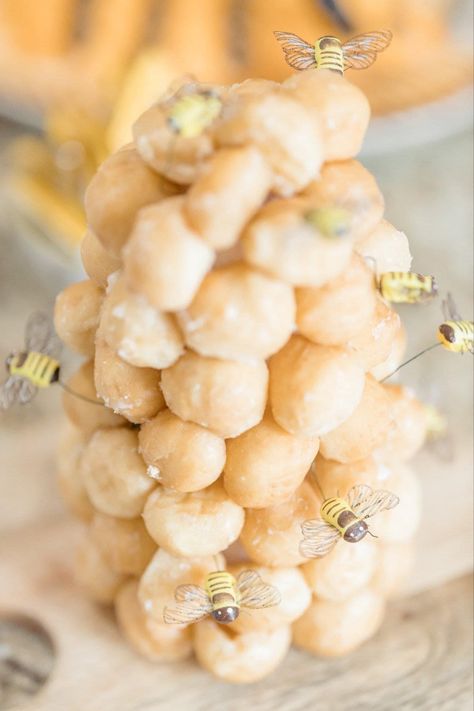 Bee Donut Ideas, Doughnut Hole Bee Hive, Diy Donut Hole Bee Hive, Sweet As Honey Baby Shower Ideas, Honey On The Way, Honey Bee Baby Shower Ideas Girl, Boho Bee Baby Shower Ideas, Donut Hole Beehive, A Little Honey Baby Shower Ideas