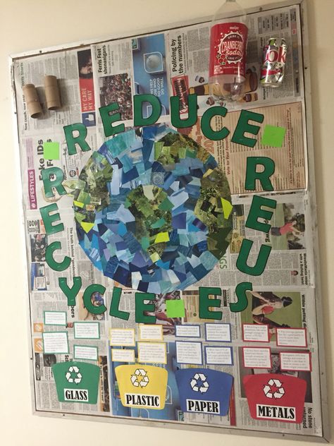 Recycling Ideas For School, Recycle Preschool, Kids Bulletin Boards, Recycling Activities, Earth Day Projects, Recycled Art Projects, Earth Day Crafts, Earth Day Activities, Reduce Reuse Recycle