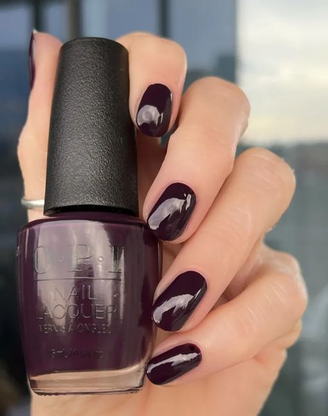 OPI Winter 2021 Celebration Collection - Livwithbiv Suzi And The Artic Fox Opi Gel, Opi Complimentary Wine Gel, Opi Winter Nails, Opi Holiday 2023, Opi Gel Polish Colors Winter, Opi Gel Polish Colors Winter 2023, Opi Winter Colors, Opi Midnight In Moscow, Nail Polish Colors Winter