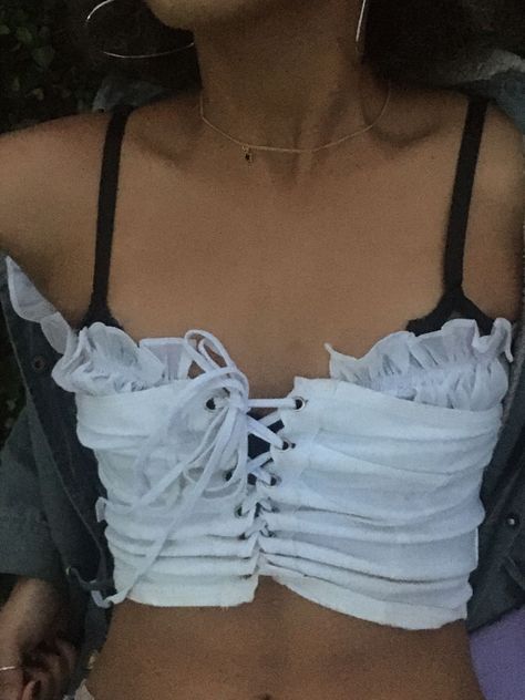 Black Bra, Lace Bra, White Tops, White Shirt, Black Shirt, White Shorts, Womens Shorts, Bra, Lace