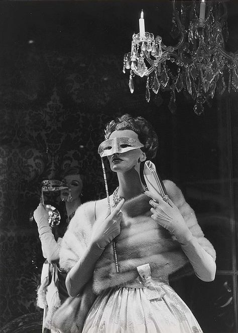 n-o-i-r-w-h-i-t-e: “ Fifth Avenue reflection, NYC, 1958 Photo: Frank Paulin ” Kino Box, Reflection Photos, A Night At The Opera, Masked Ball, Richard Gere, 5th Avenue, Masquerade Party, Masquerade Ball, Vintage Glamour