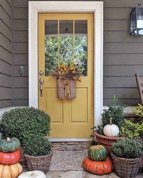 Front Door Color Ideas: 8 Paint Colors and 30+ Examples - Color Psychology Yellow House Exterior, Yellow Front Door, Exterior Door Colors, Yellow Front Doors, Door Paint, Front Door Paint Colors, Yellow Door, Door Colors, Gold Door