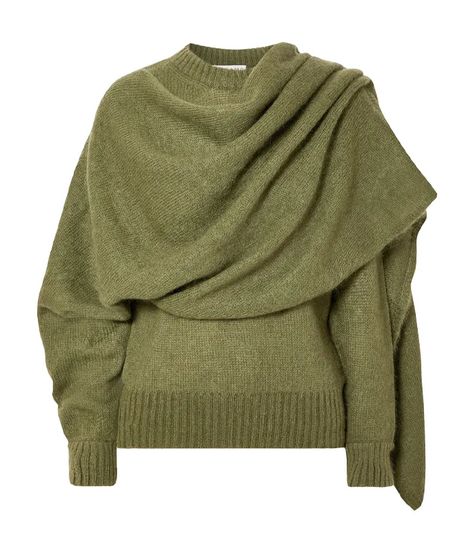 The Only Shopping Picks You Need to See This August | Who What Wear Pull Mohair, Scarf Knitted, Rejina Pyo, Oversize Knit, Mohair Sweater, Looks Style, Knit Jumper, Knit Scarf, Knitted Sweater