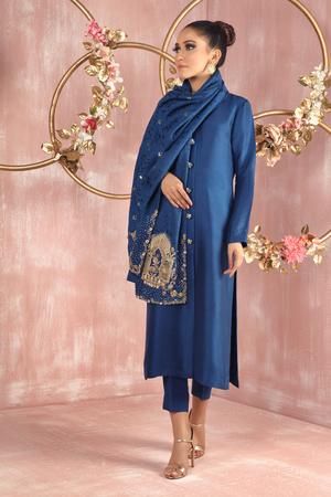 Dress Pakistani, Luxury Pret, Designer Outfit, Stitching Dresses, Pakistani Fashion Party Wear, Salwar Kamiz, Pakistani Dress Design, Pakistani Designers, Pakistani Bridal