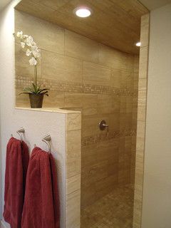 Vein cut travertine tile Travertine Shower, Mid Century Modern Renovation, Spa Inspired Bathrooms, Master Shower, Patterned Floor Tiles, Accent Tile, Contemporary Bathrooms, Remodel Bedroom, Ideas Pictures