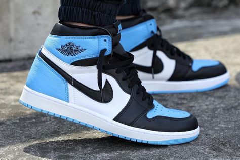 Air Jordan 1 Unc, Jordan Unc, Jordan 1 High Outfit, Jordan 1 Unc, Jordan Ones, Air Shoes, All Nike Shoes, Jordan Air, Jordan 1 High Og